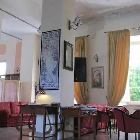 Hotel Italia