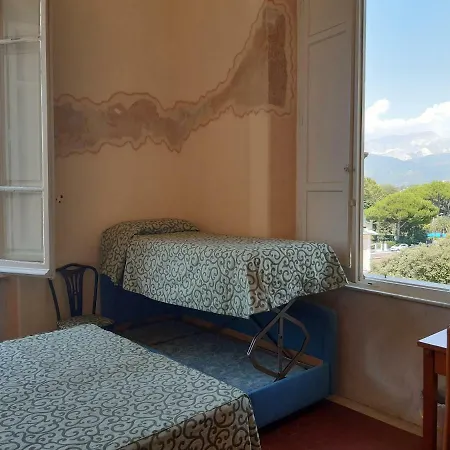 Hotel Italia 3*