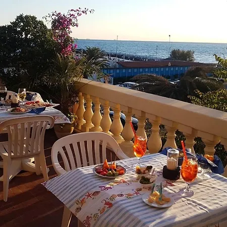 Italia 3*